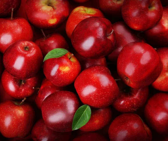 Red delicious Apples in a basket