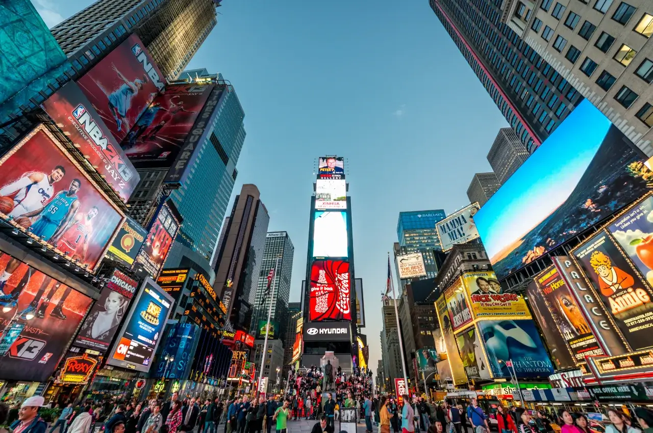 Photograph of New York city's times square at rush hour