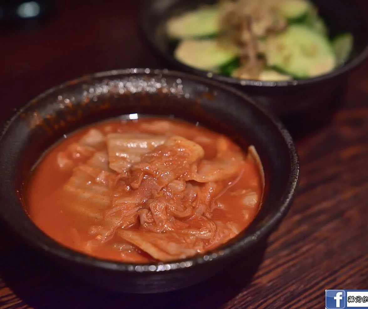 Traditional South Korean kimchi made with fermented cabbage, chili peppers, and seasonings